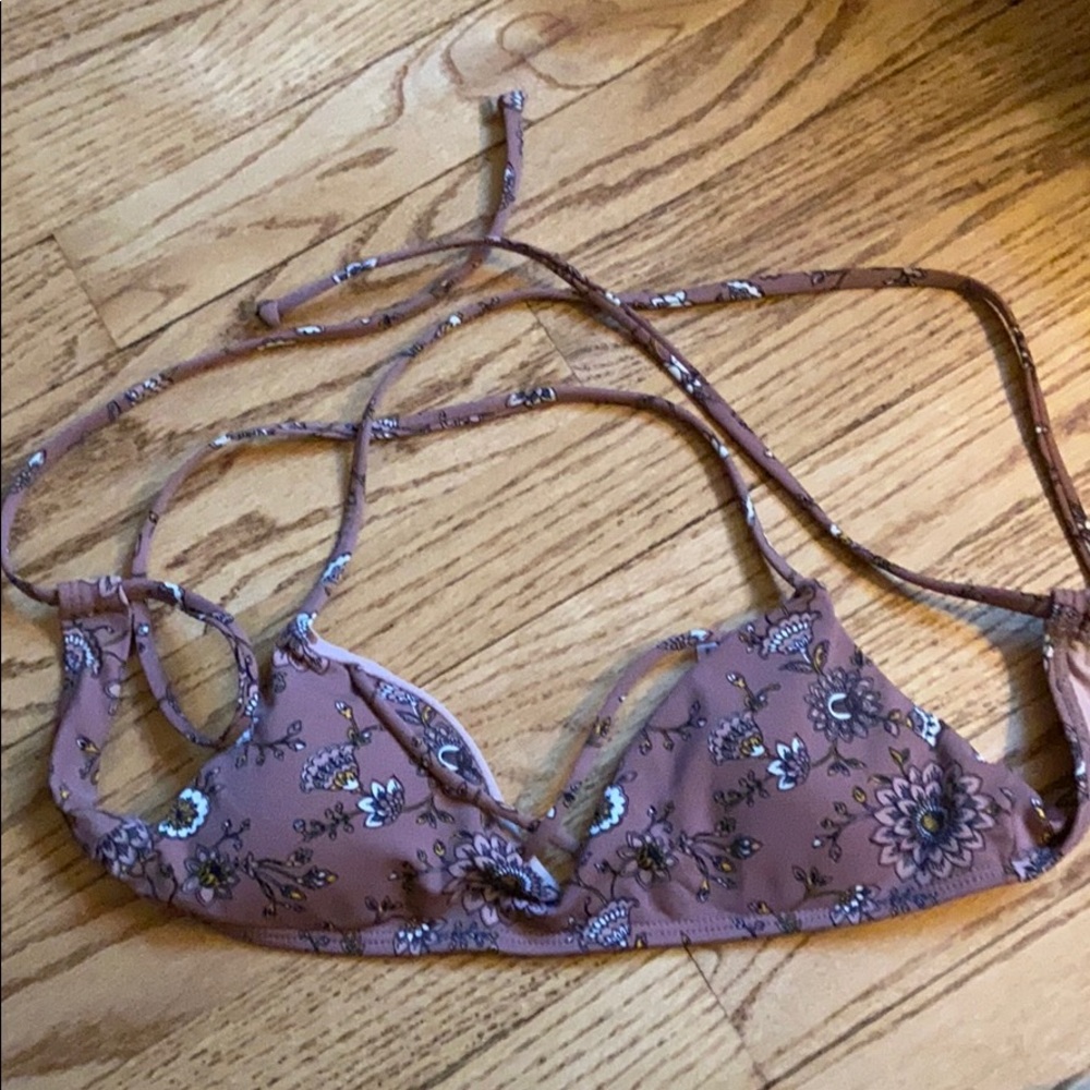 NWOT Full Tilt Bikini Top from Tilly’s